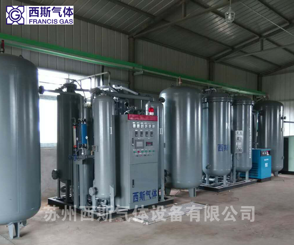 化工廠高純制氮現場